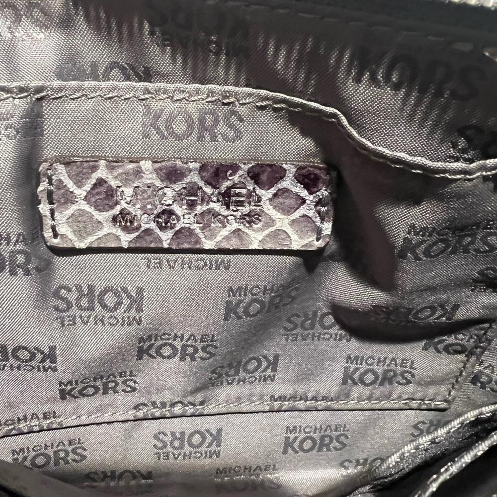 MICHAEL KORS snakeskin clutch wallet wristlet - Picture 4 of 4